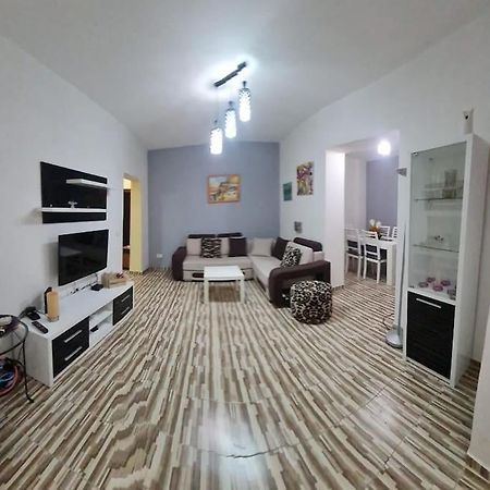 Scodrinon Hostel ชโคเดอร์ ภายนอก รูปภาพ