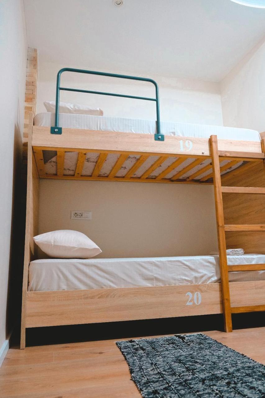 Scodrinon Hostel ชโคเดอร์ ภายนอก รูปภาพ